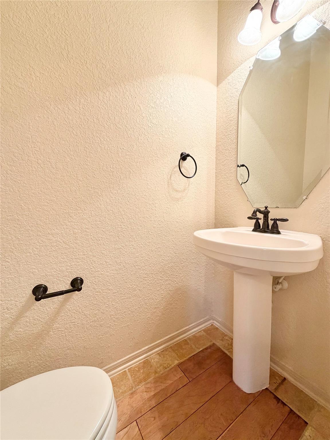 5242 Fountainbrook Lane, Sugar Land Tx 77479 Property Photo 28