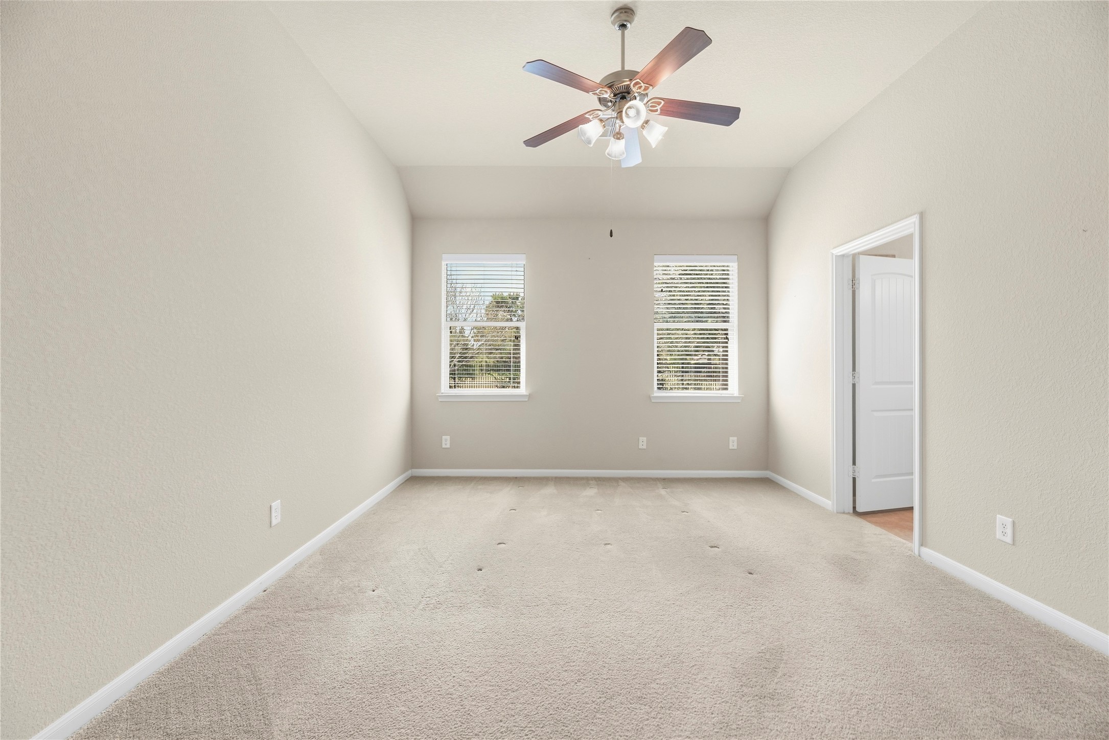 18803 Cove Mill Lane Property Photo 30