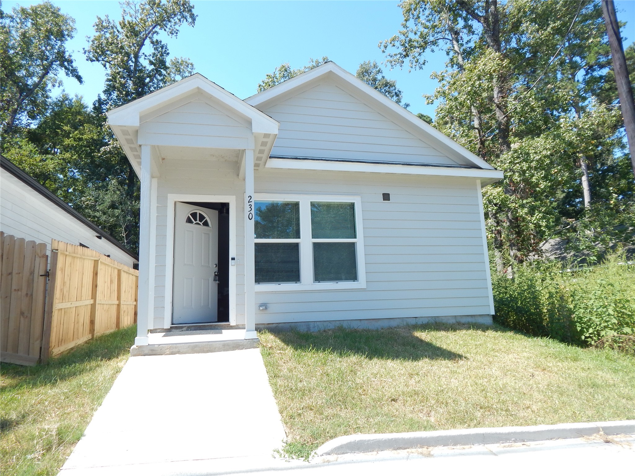 230 Northlawn Property Photo 1