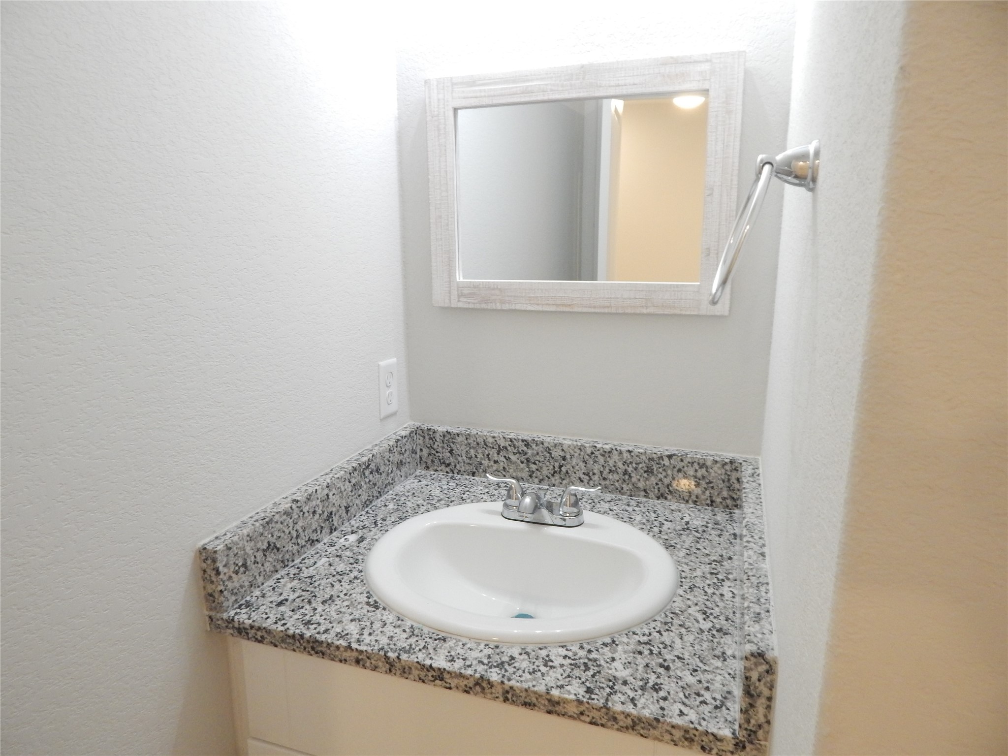 230 Northlawn Property Photo 22