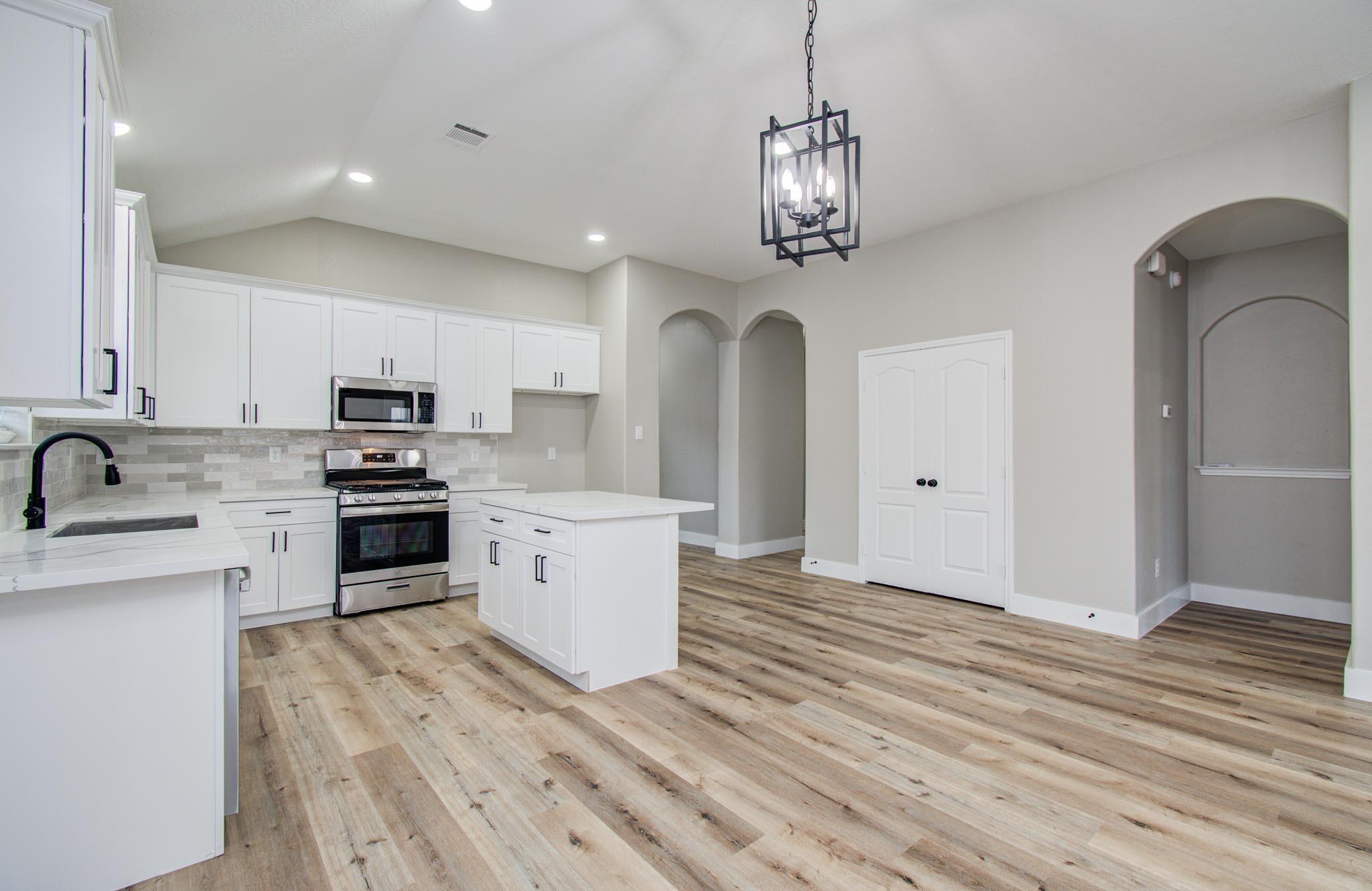 4506 Knights Court, Baytown Tx 77521 Property Photo 8