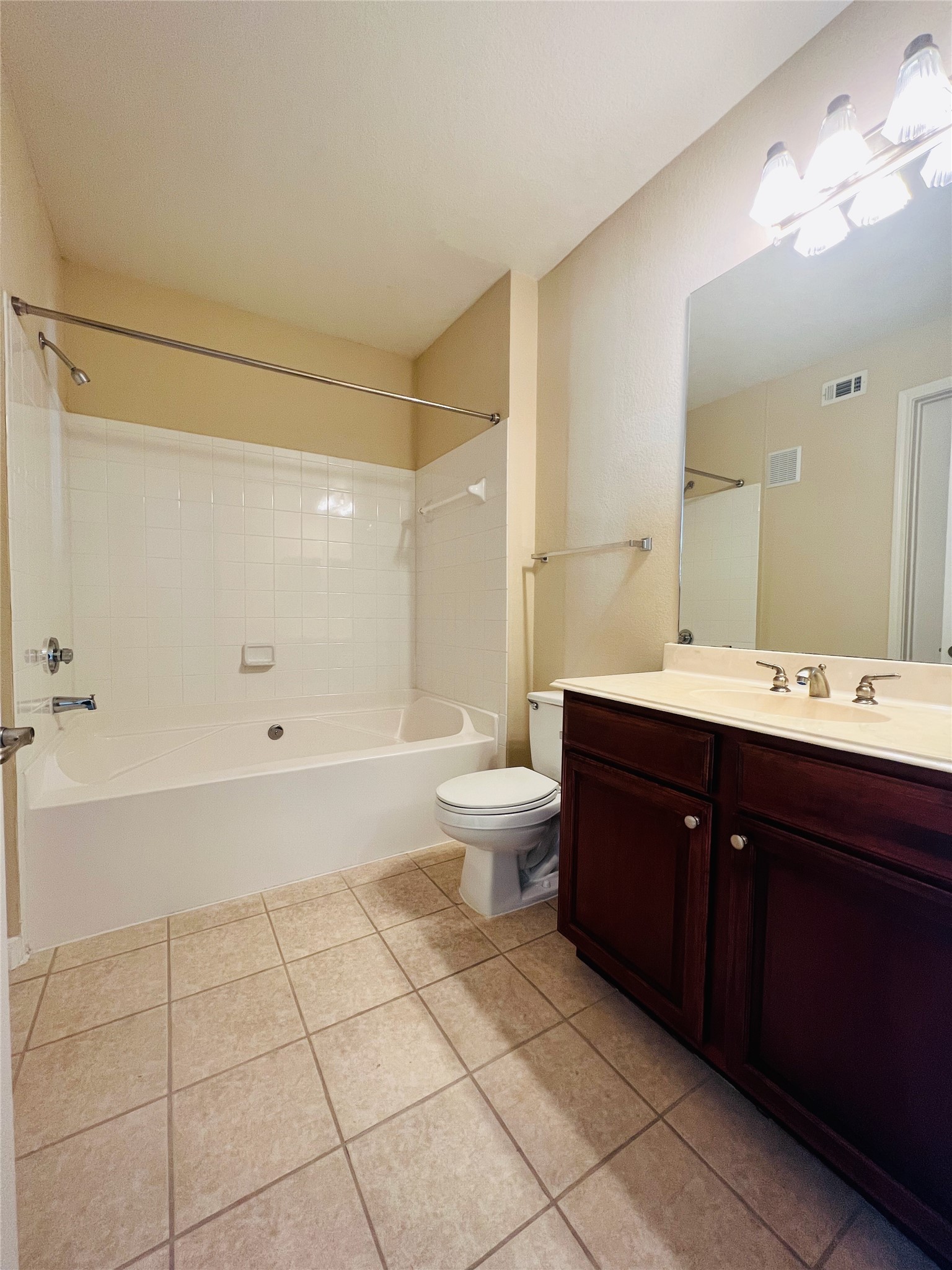 7575 Kirby Drive 2405 Property Photo 12