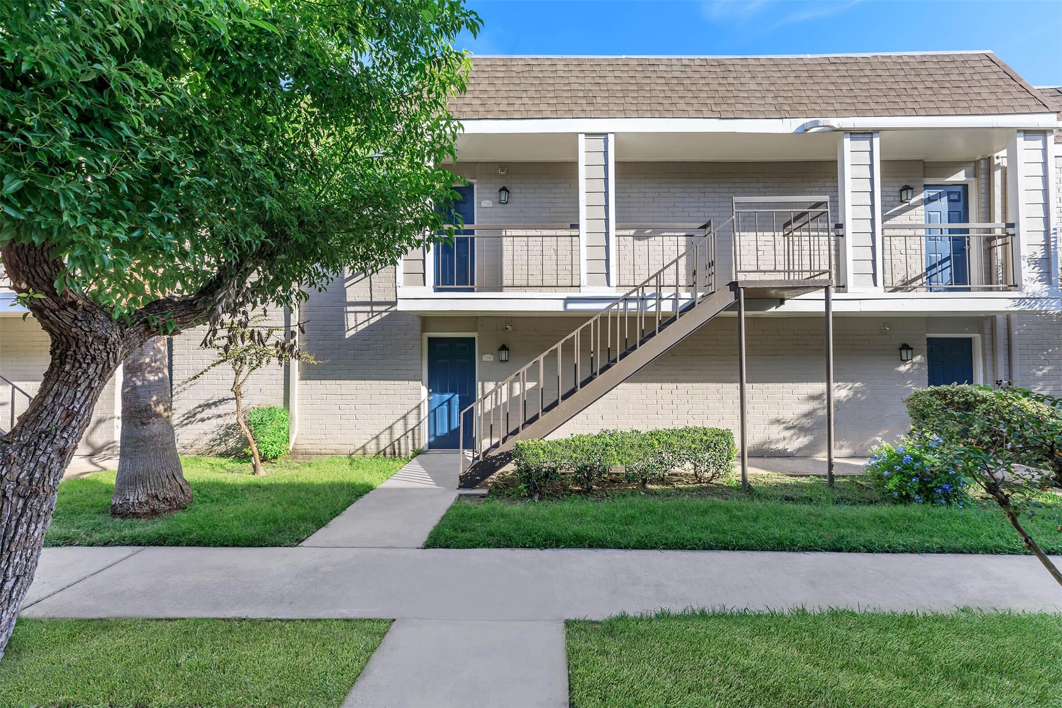 6030 Winsome Lane 118 Property Photo 13