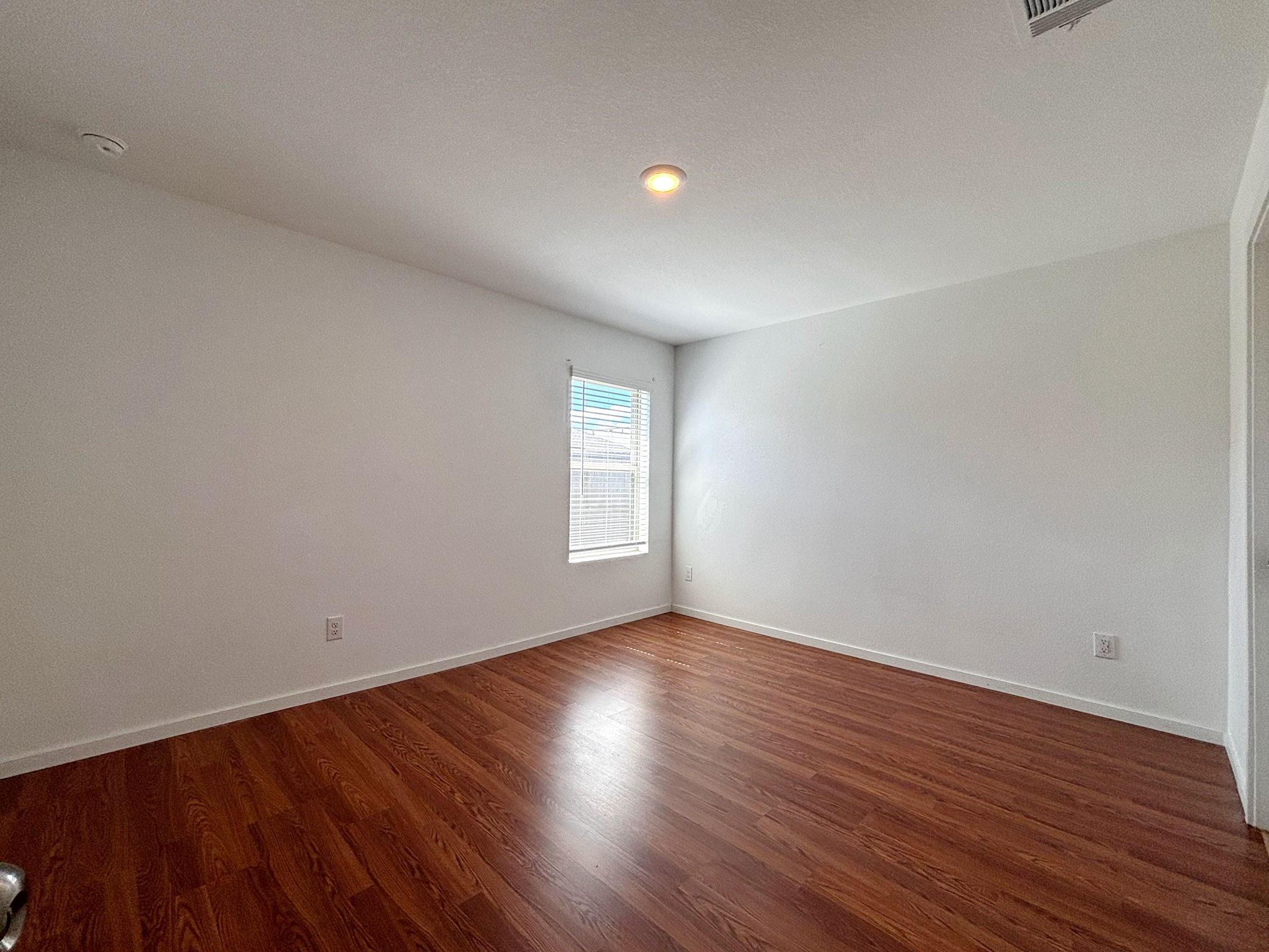 3107 Savannah Rose Drive Property Photo 5