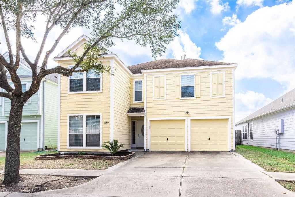 12827 Magenta Oaks Drive Property Photo 1