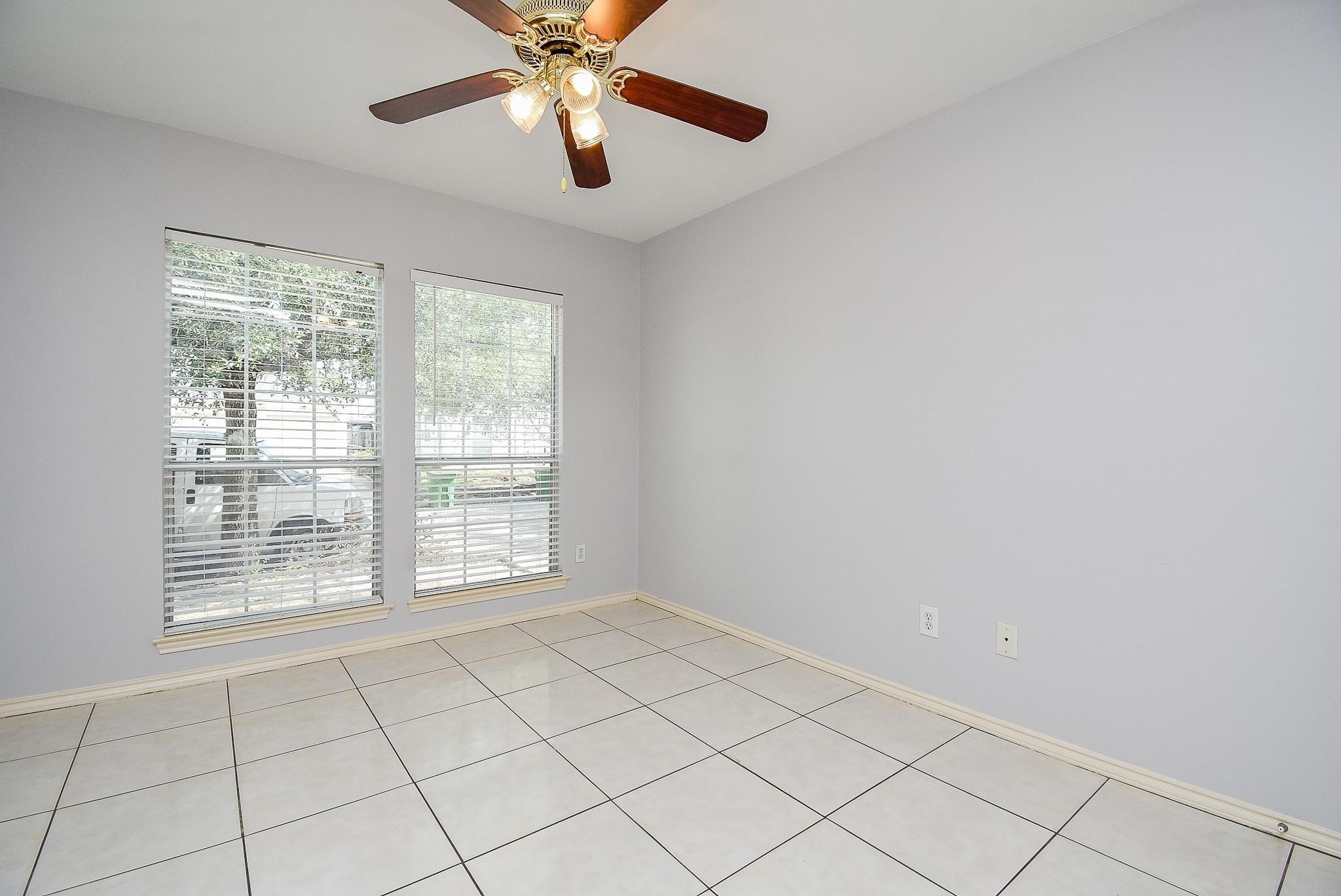 12827 Magenta Oaks Drive Property Photo 5