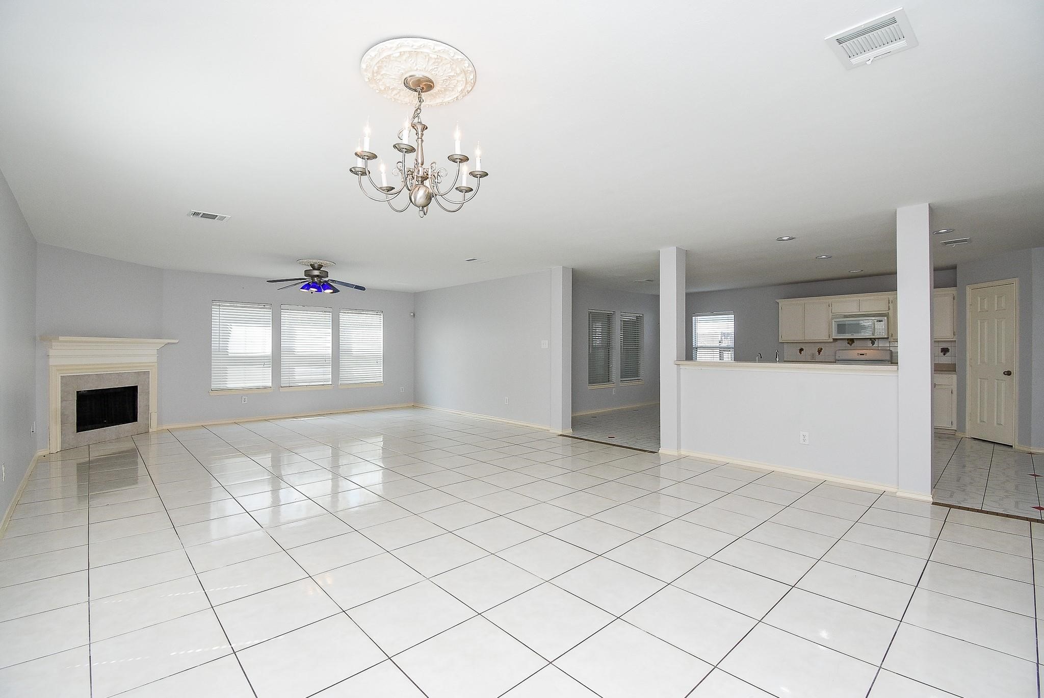 12827 Magenta Oaks Drive Property Photo 8
