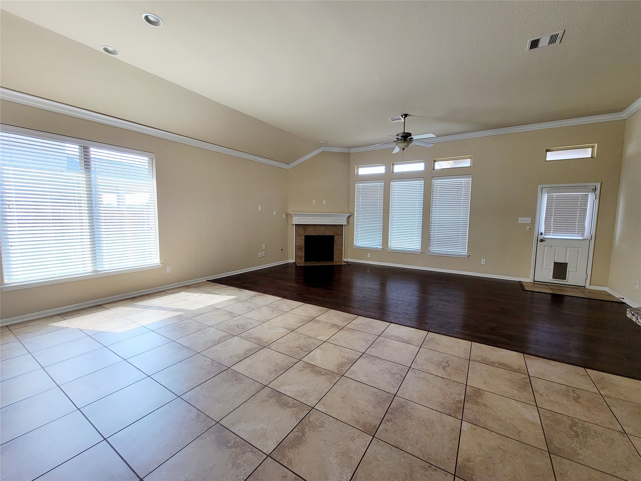 9415 Harmony Lake Lane Property Photo 5