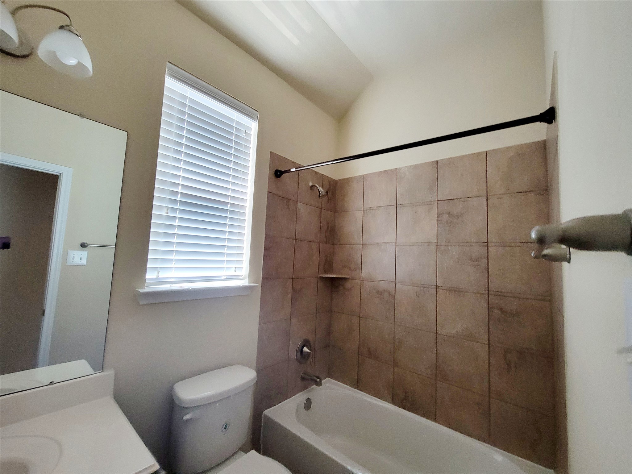 9415 Harmony Lake Lane Property Photo 8