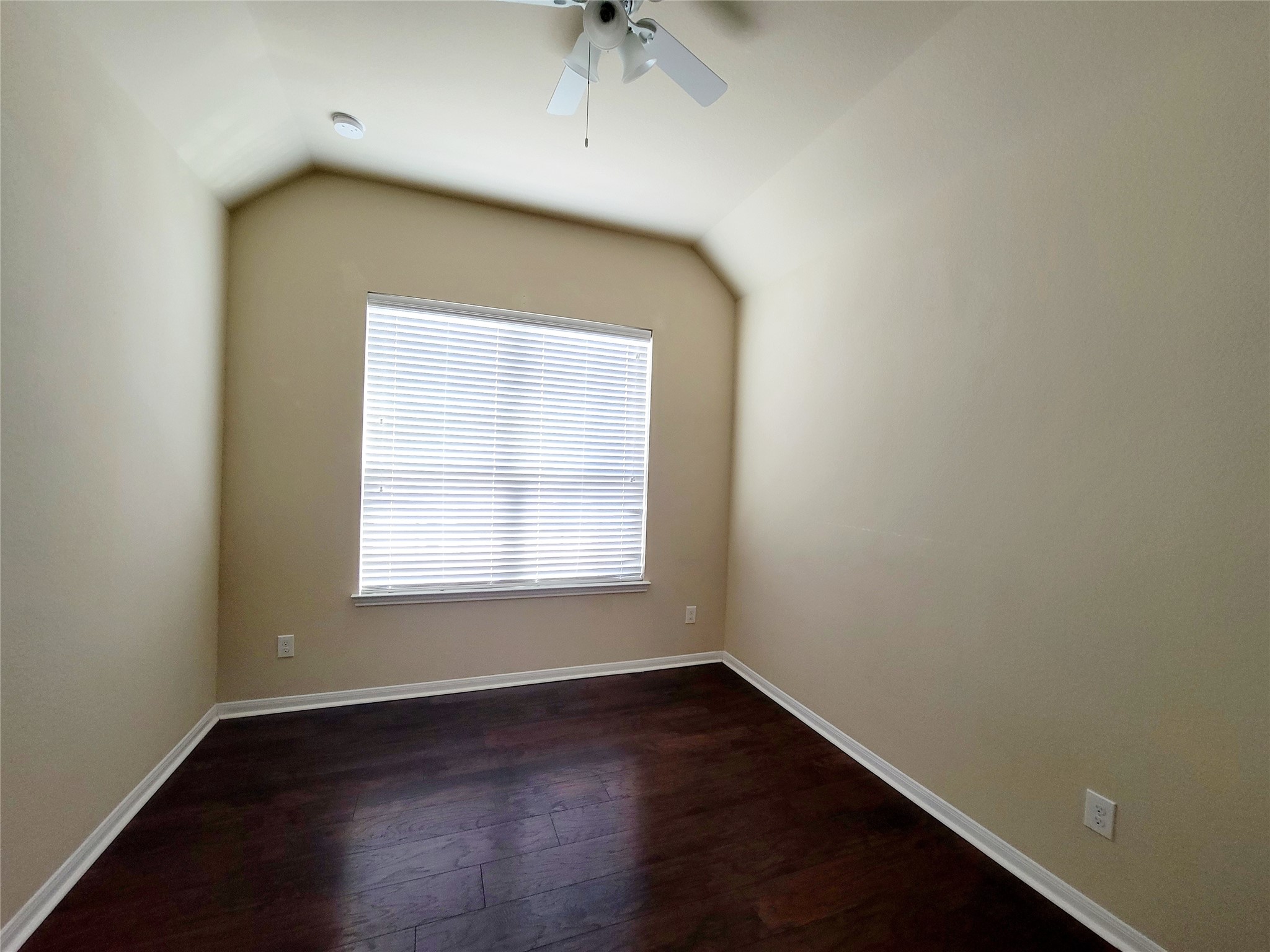 9415 Harmony Lake Lane Property Photo 10