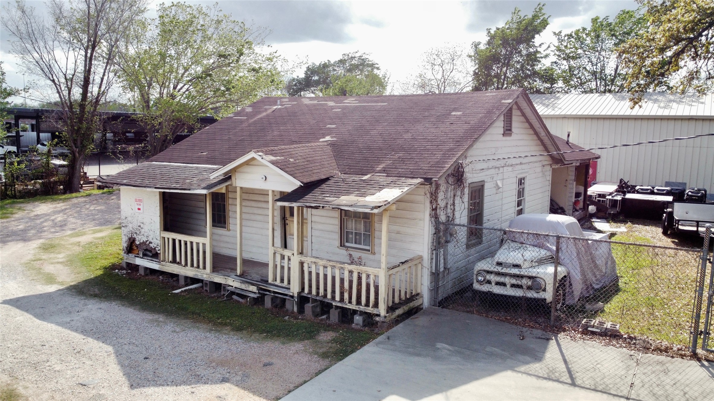6951 Windfern Road Property Photo