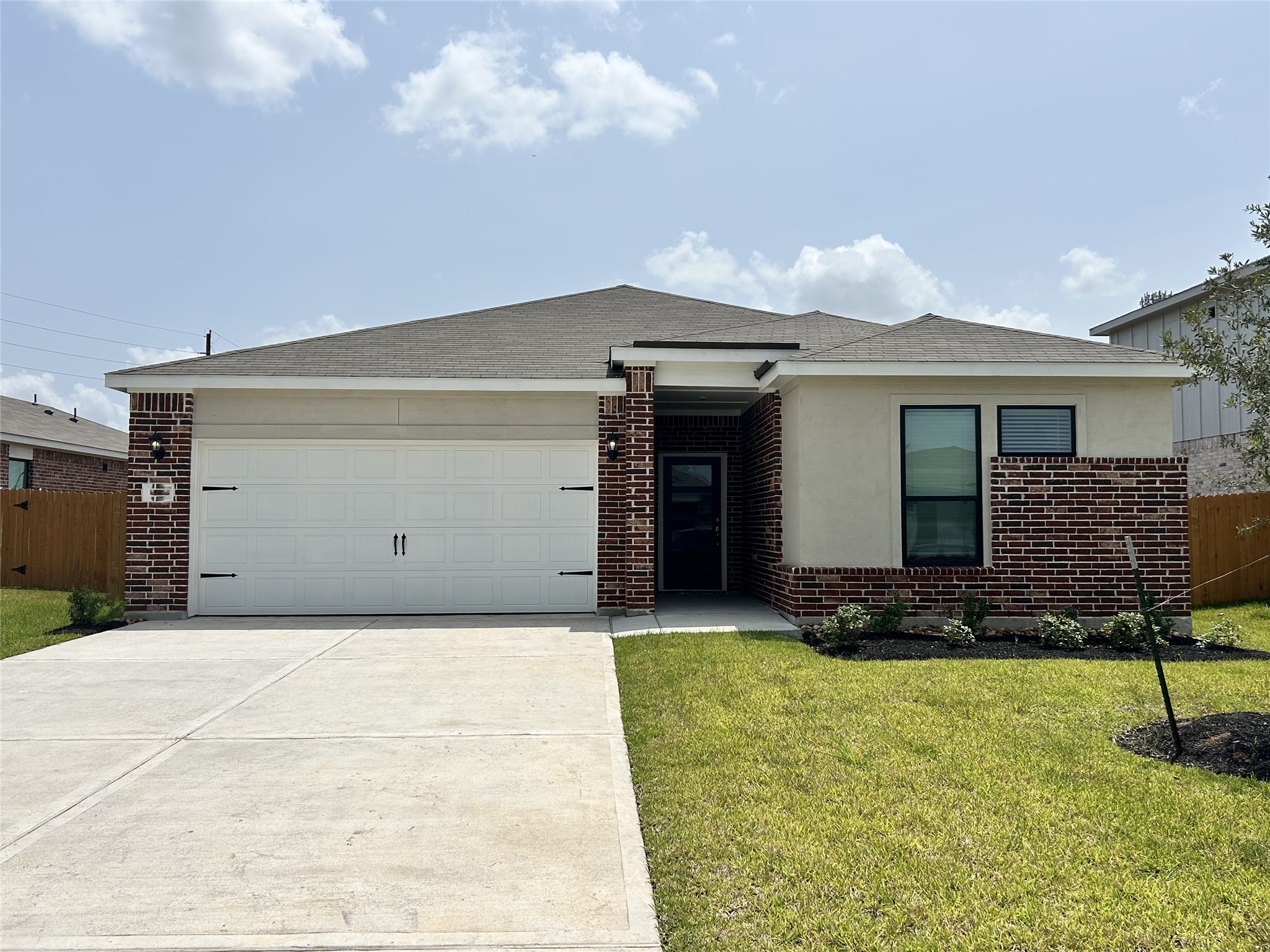 1612 Jean Meadow Drive Property Photo 1