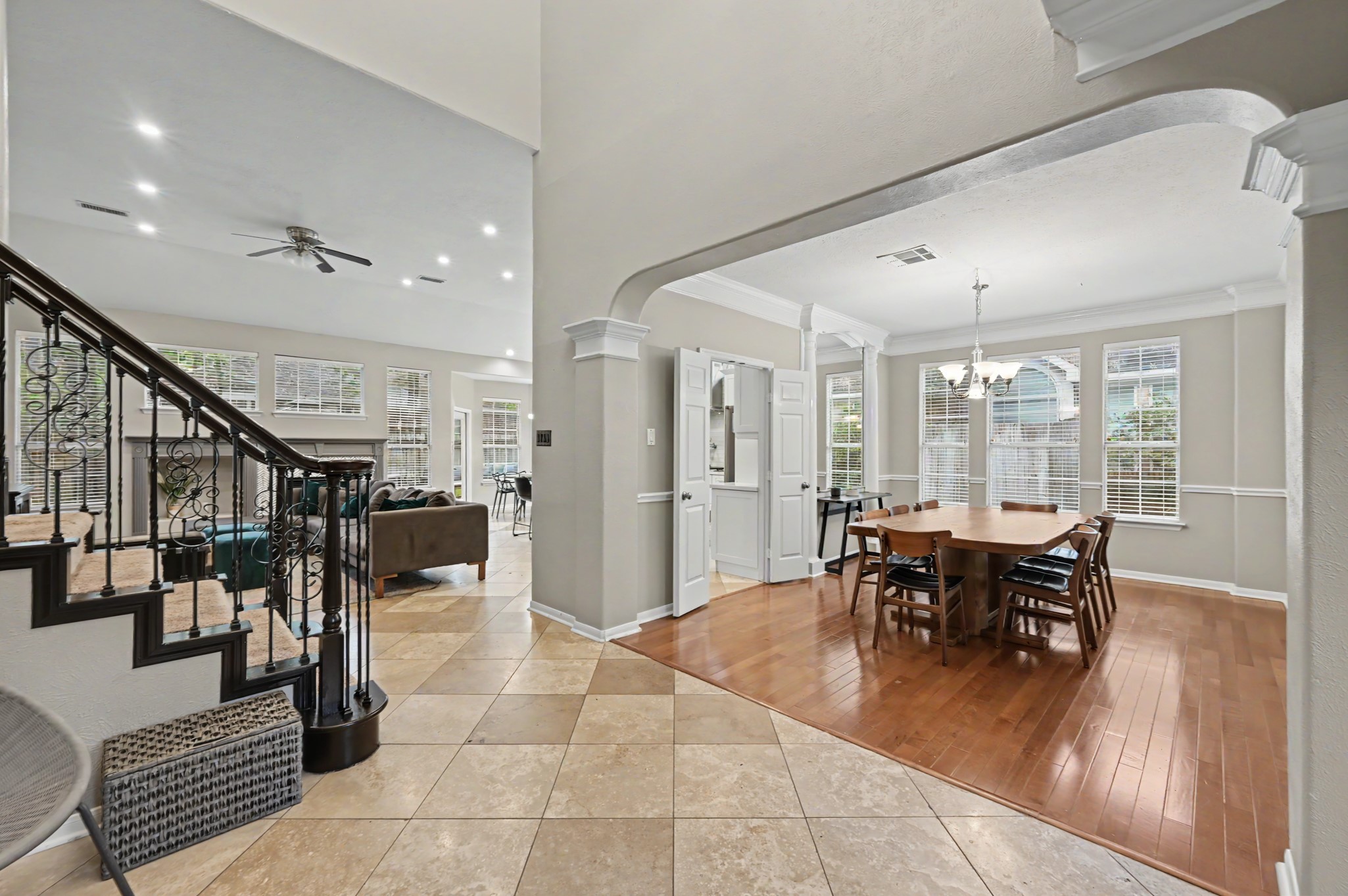 22 S Bristol Oak Circle Property Photo 9