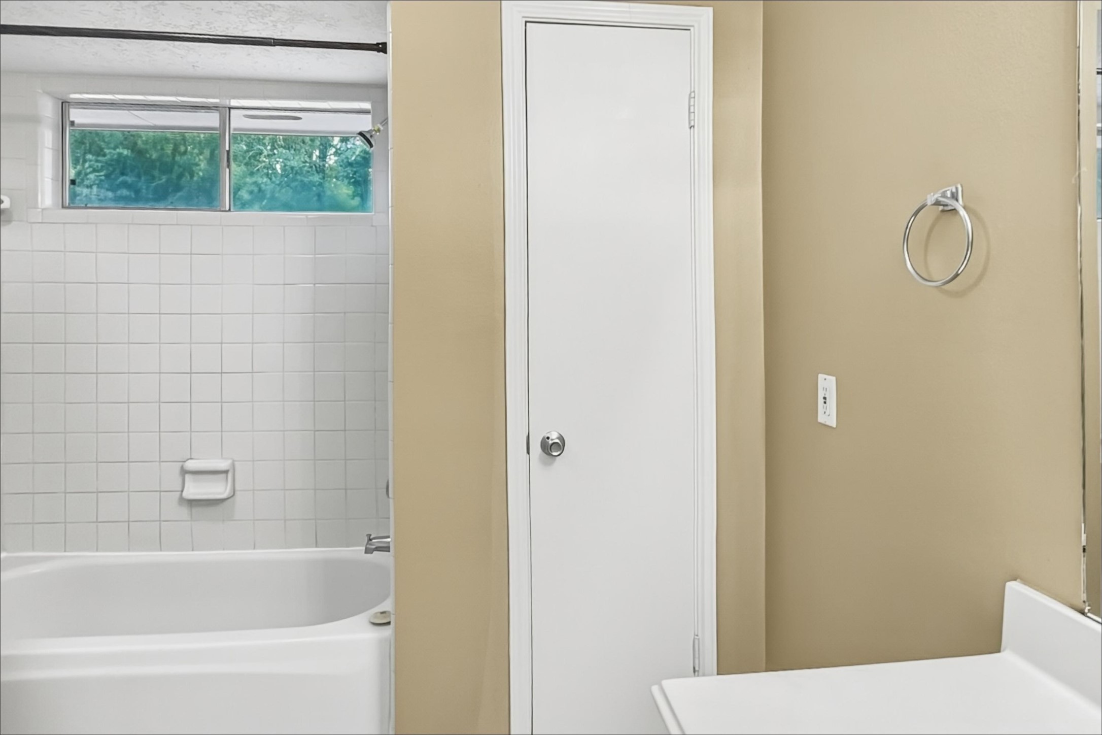 25914 Richards Road Property Photo 8