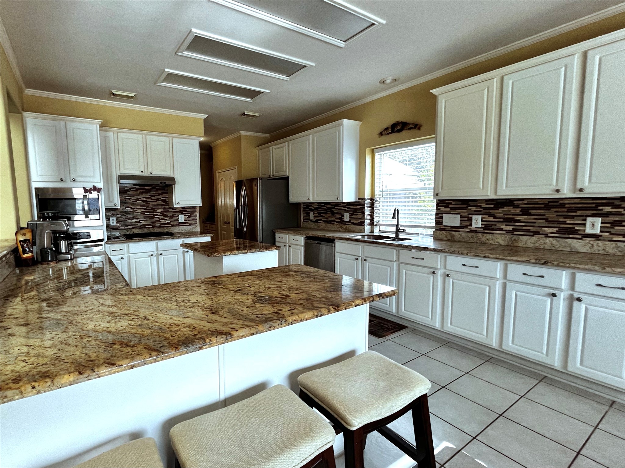 403 Green Stone Court Property Photo 6