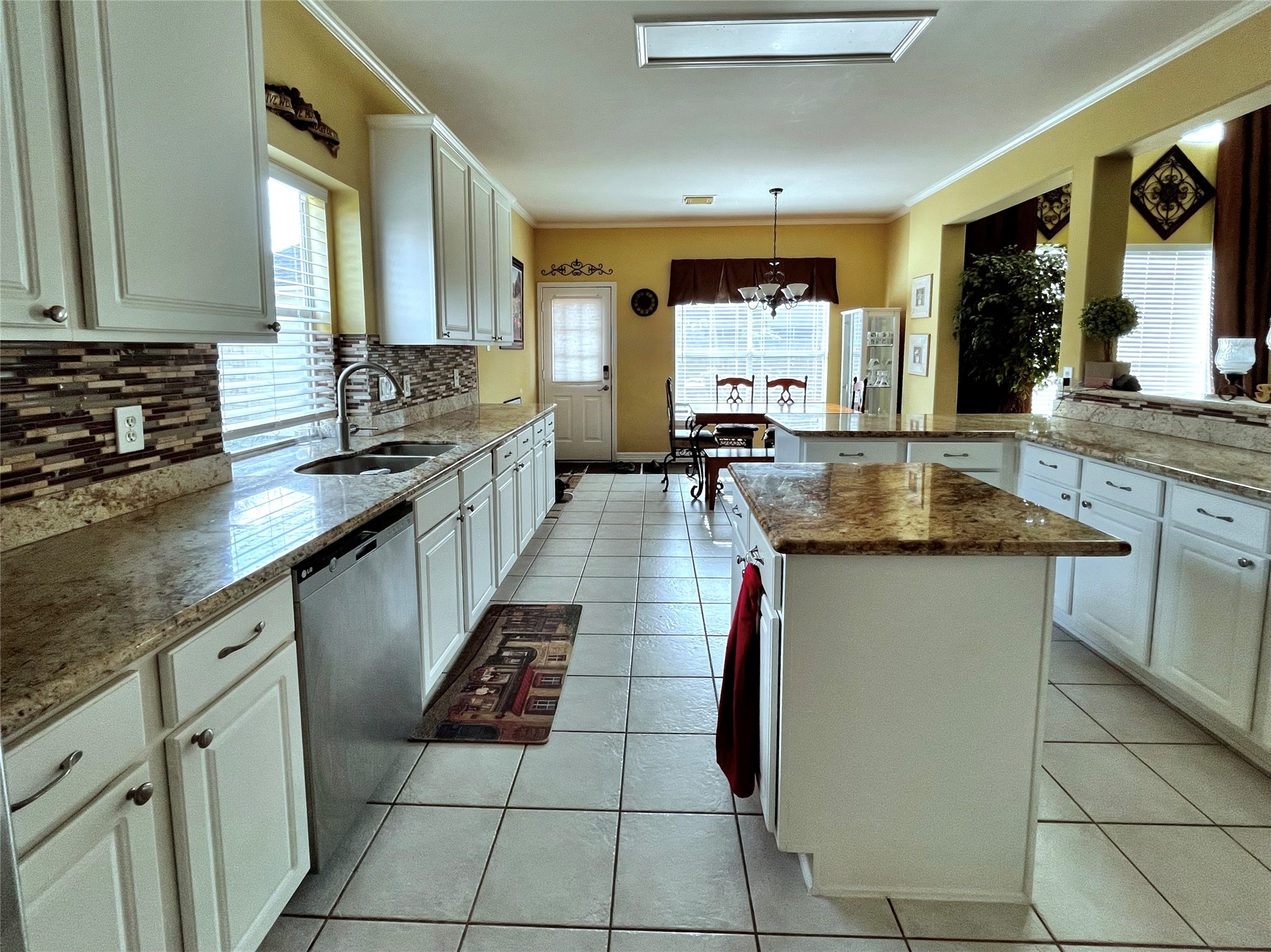 403 Green Stone Court Property Photo 7