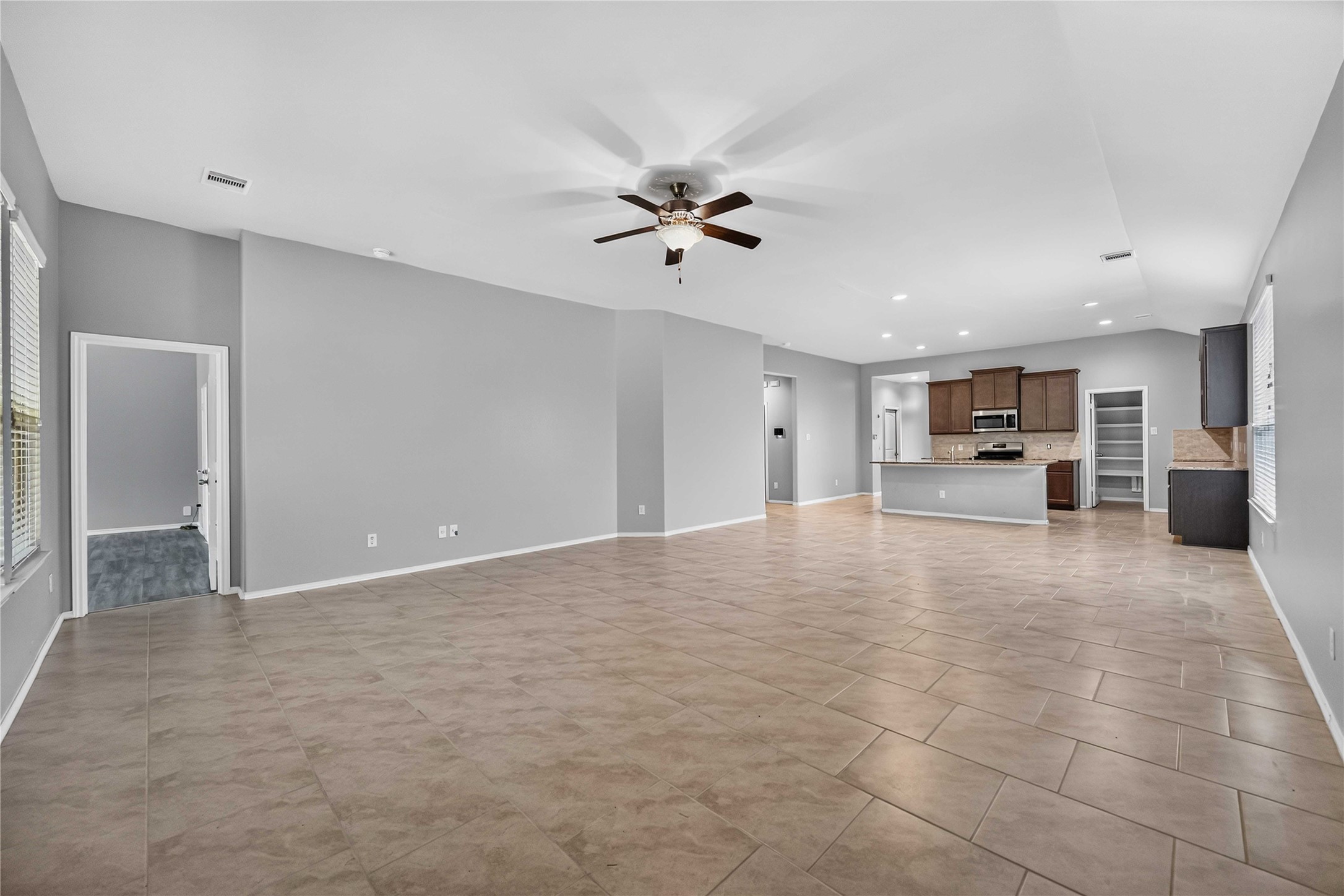 21505 Elk Haven Lane Property Photo 5