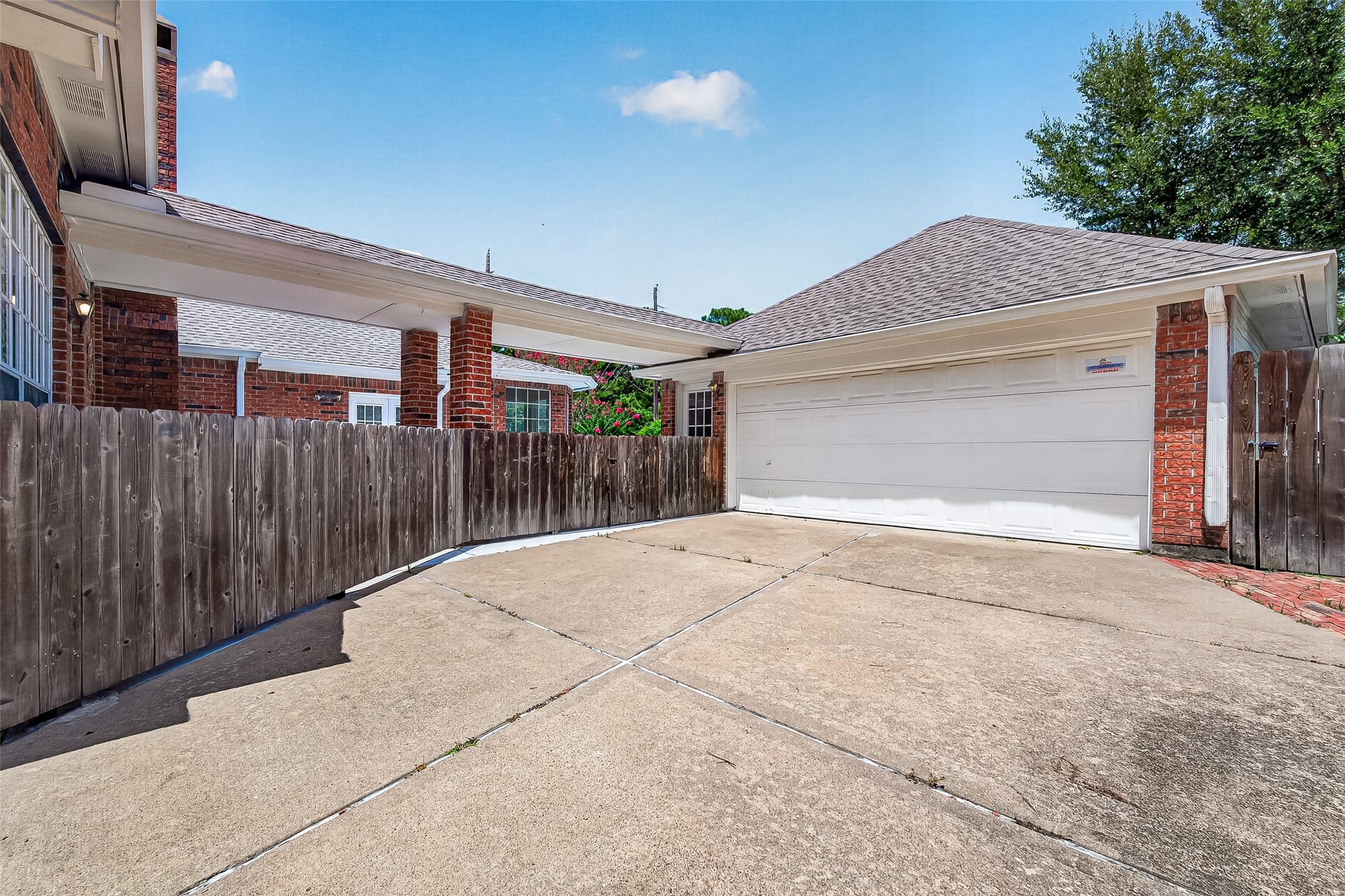 3215 Quiet Lake Drive Property Photo 31