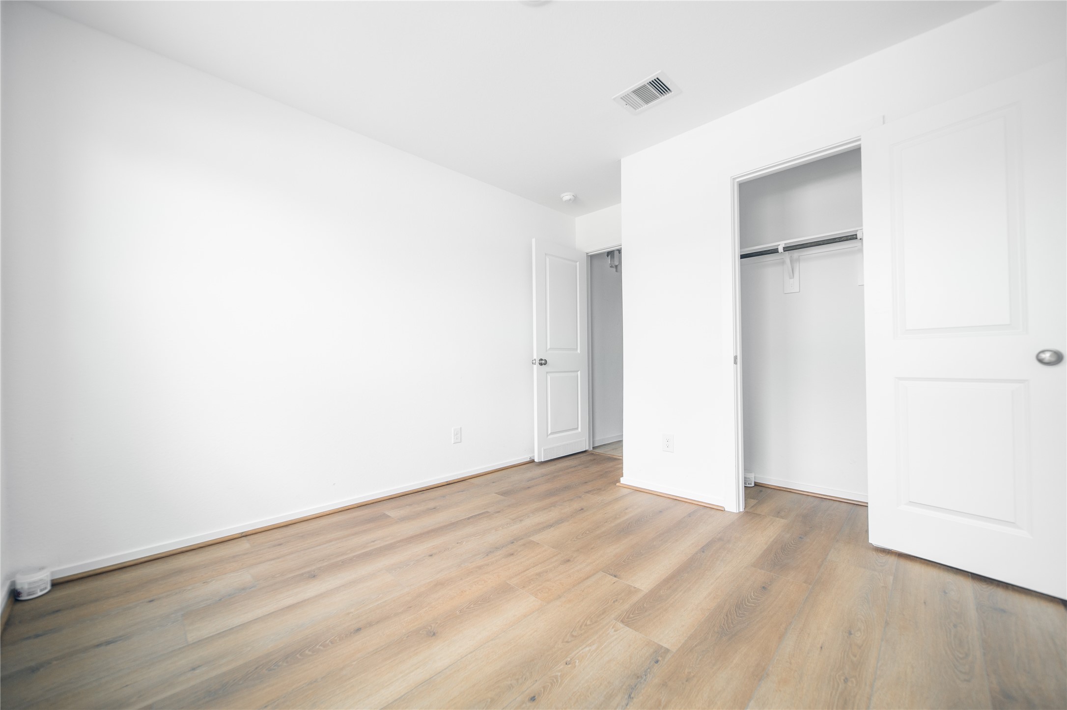 9919 Oakheath Bluff Drive Property Photo 6