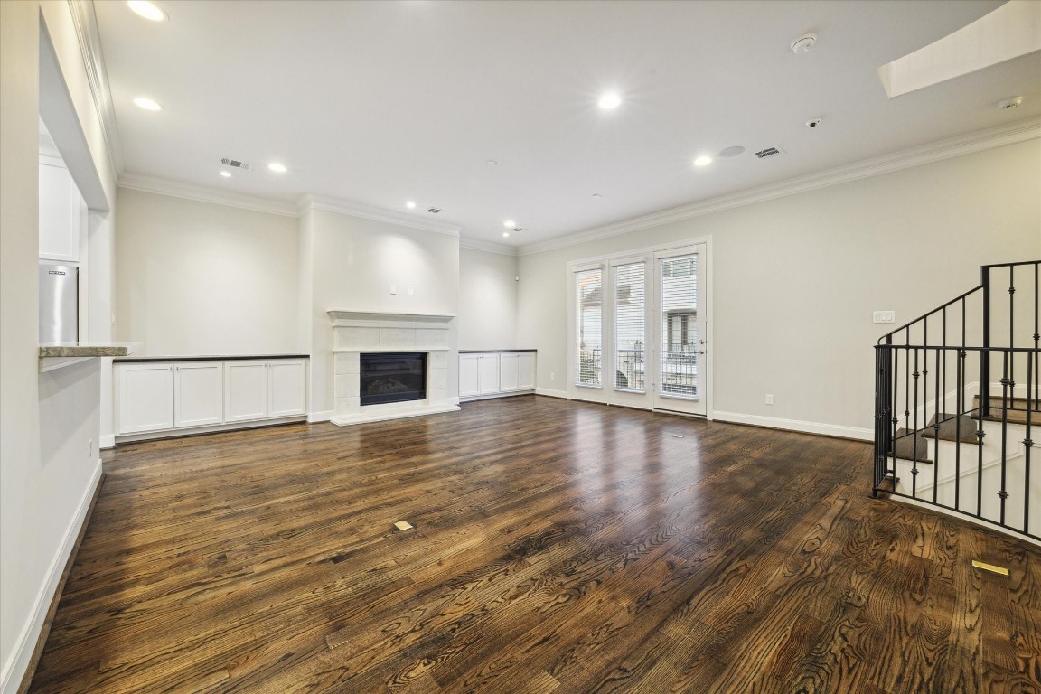 6008 Potomac Park Drive Property Photo 10