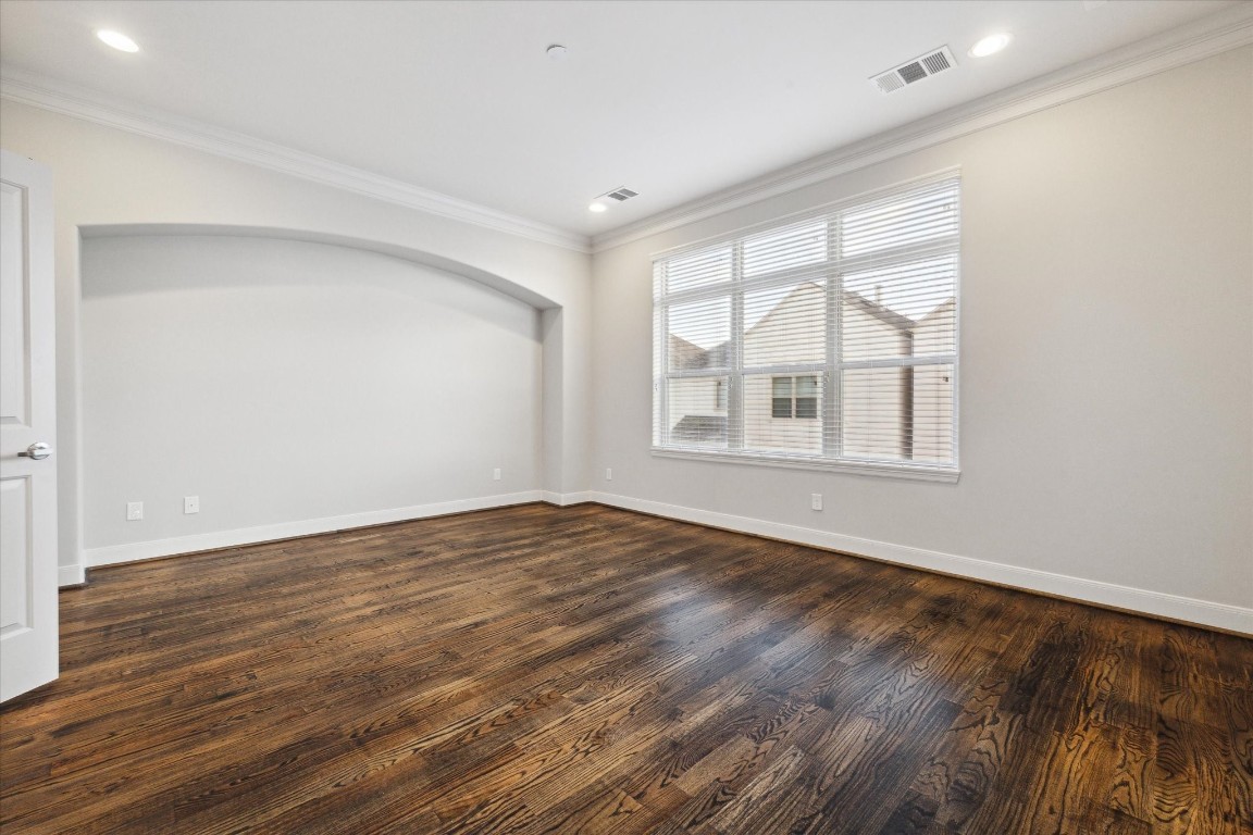 6008 Potomac Park Drive Property Photo 15
