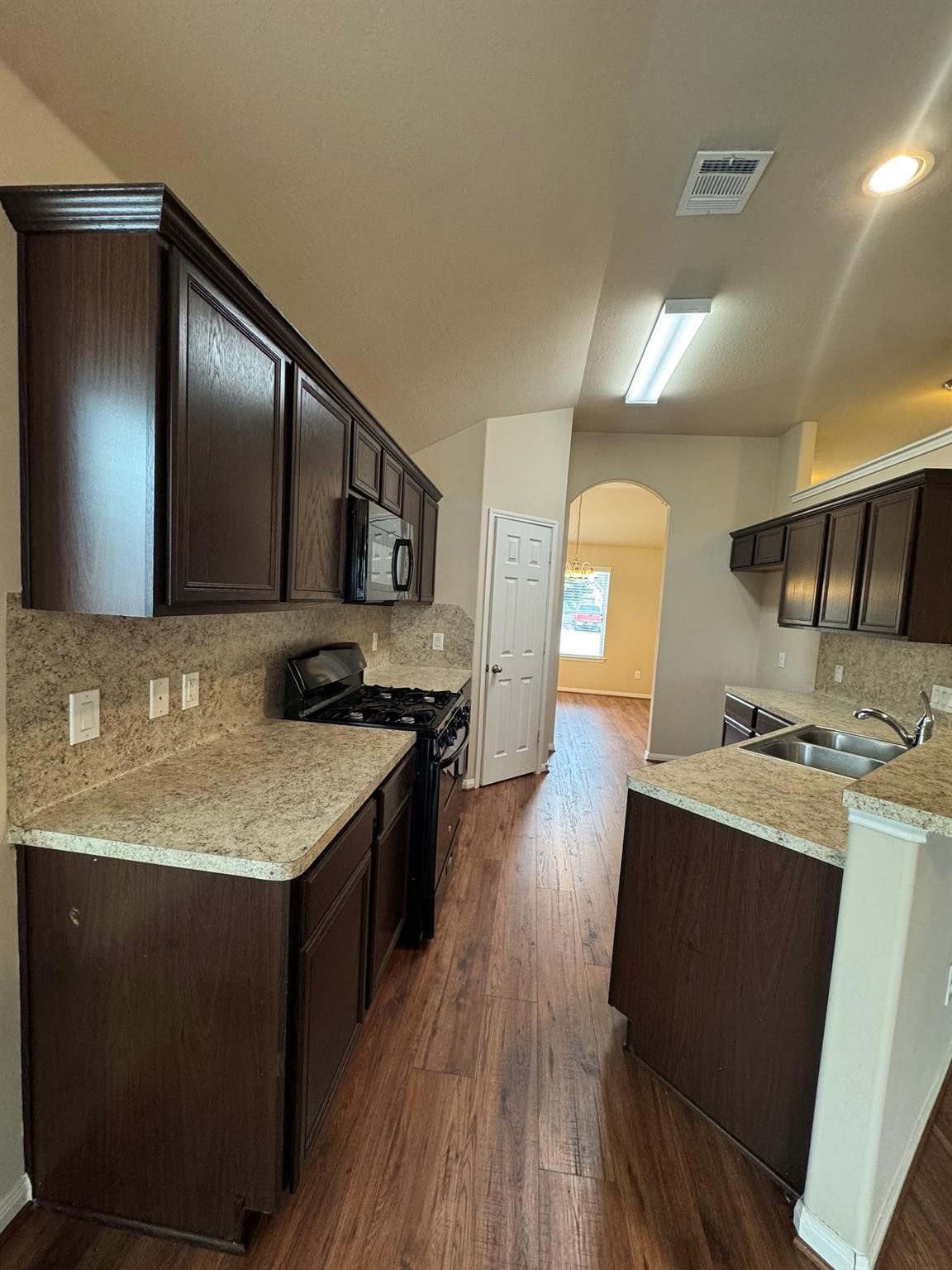 15026 Winter Dawn Way Property Photo 5