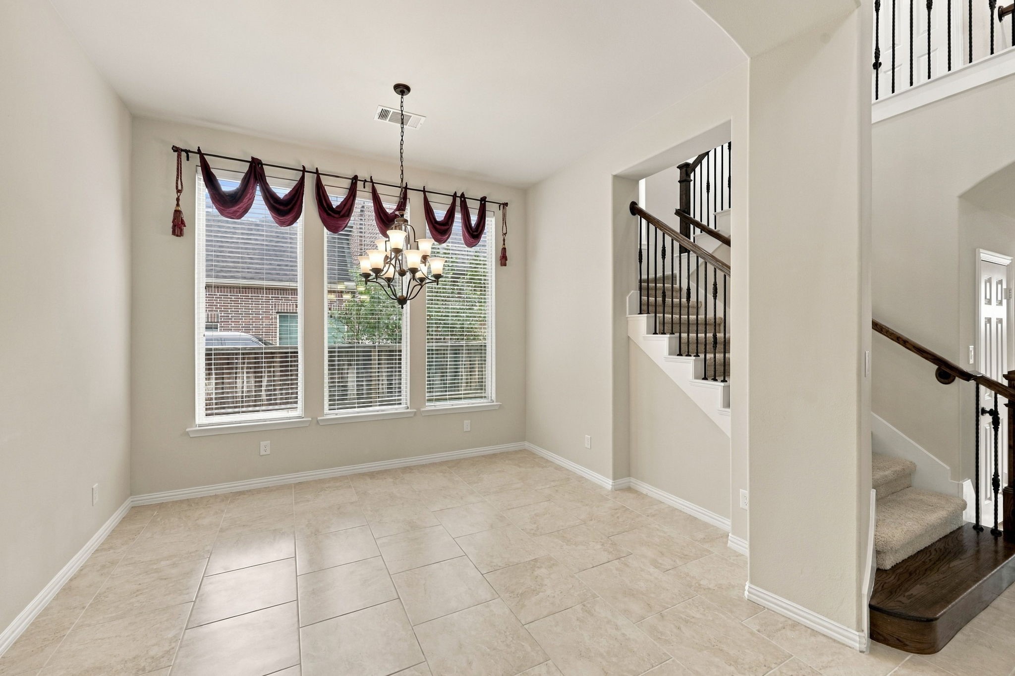 17423 Endel Way Property Photo 12