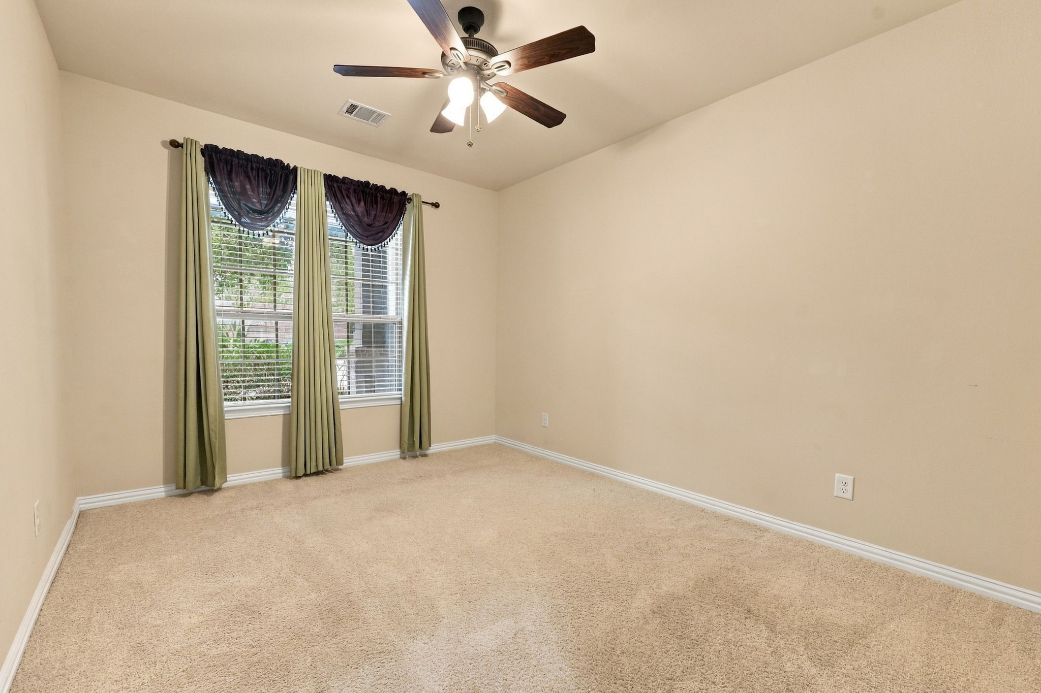 17423 Endel Way Property Photo 26