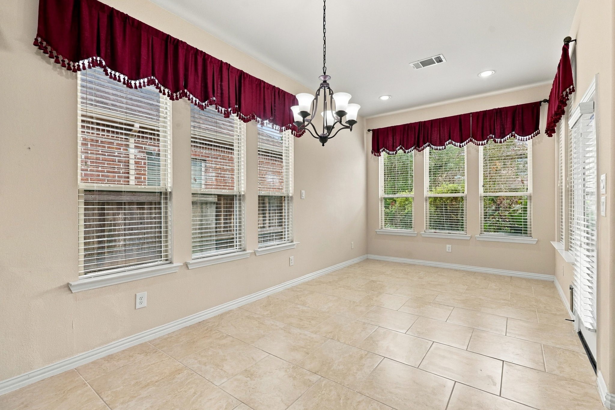 17423 Endel Way Property Photo 28
