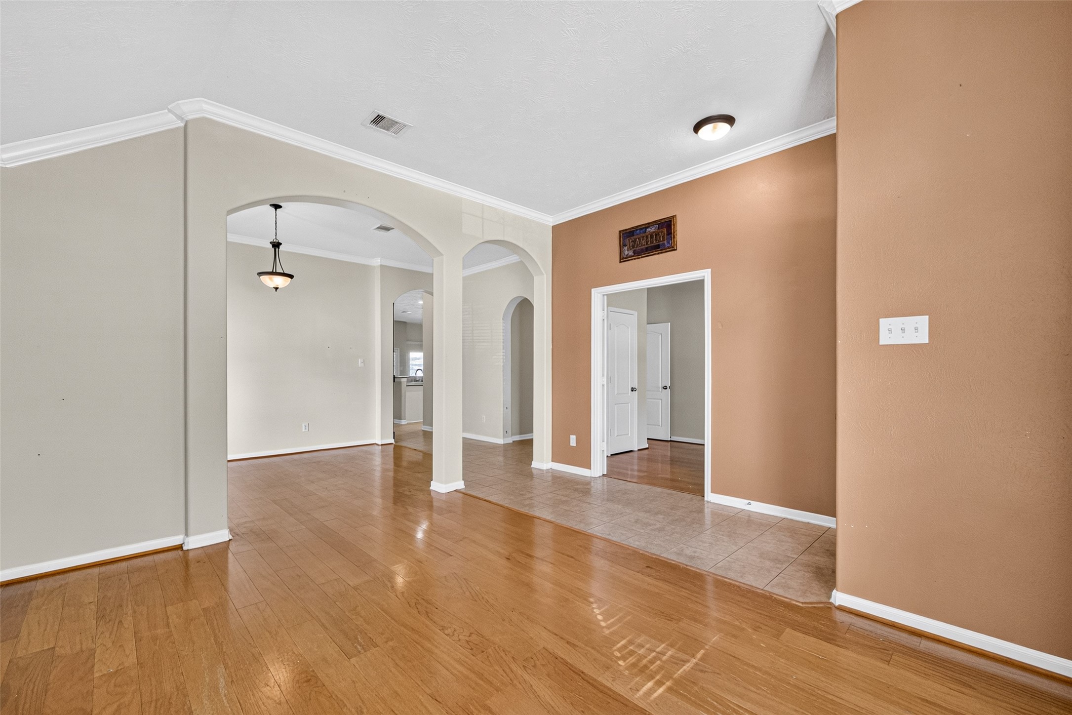 17303 Scotts Bluff Court Property Photo 10