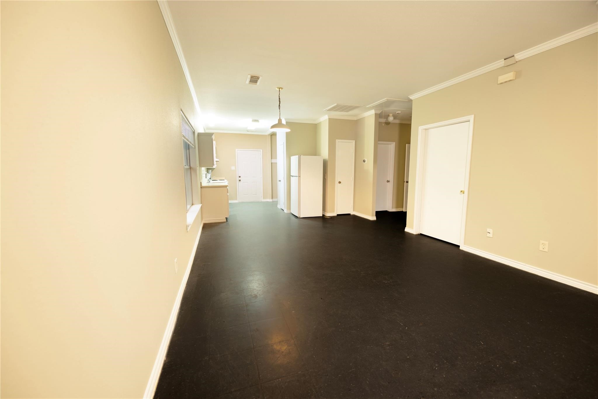 9819 Alcanterra Drive Property Photo 3