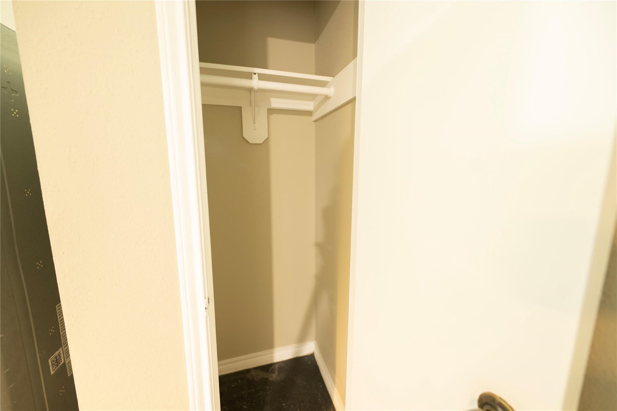 9819 Alcanterra Drive Property Photo 13
