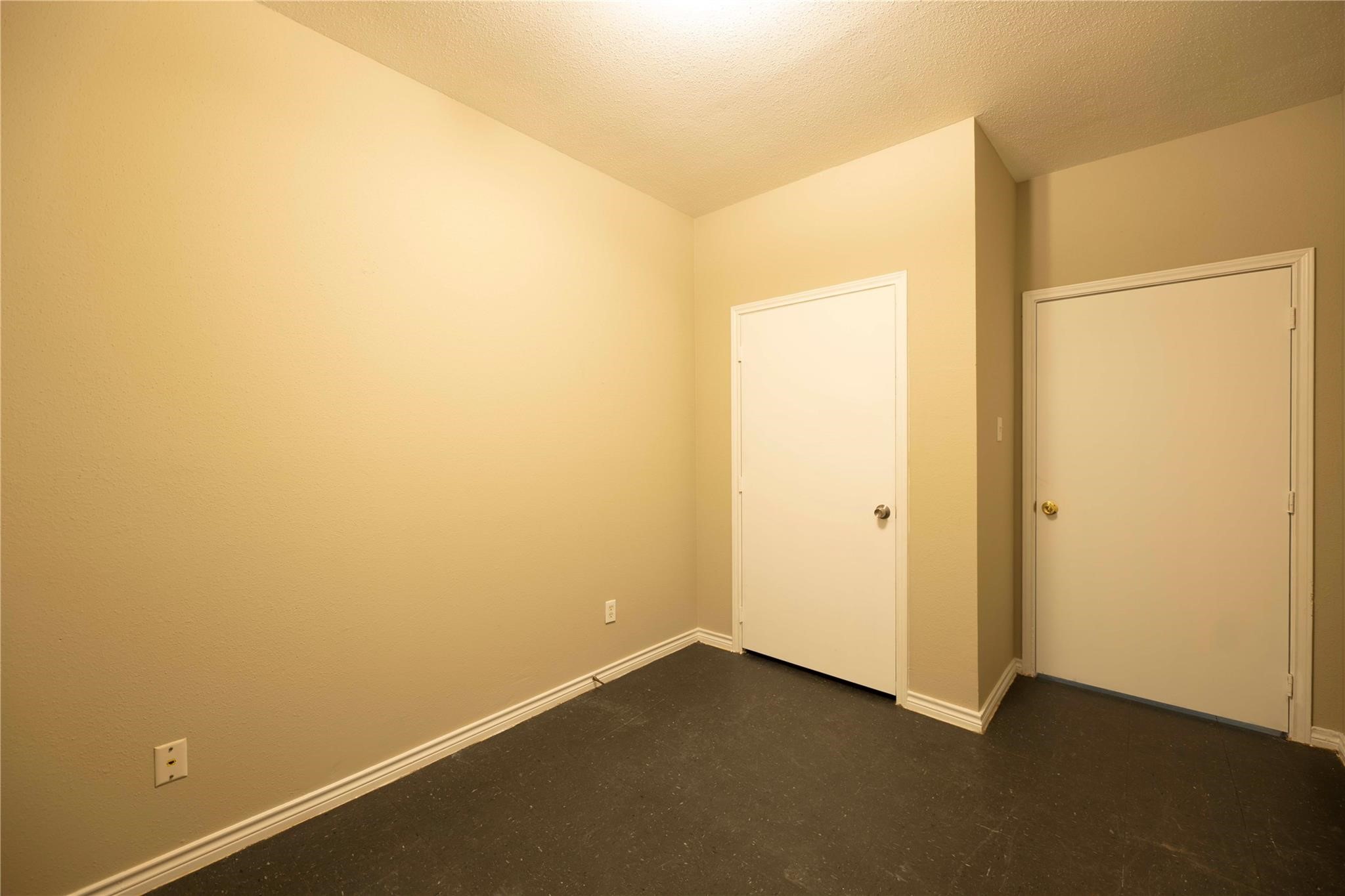 9819 Alcanterra Drive Property Photo 16