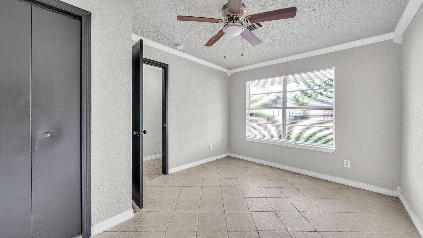 10902 Jutland Road Property Photo 4