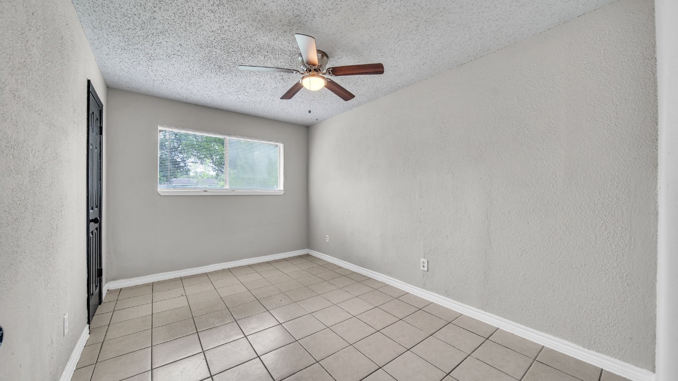 10902 Jutland Road Property Photo 12