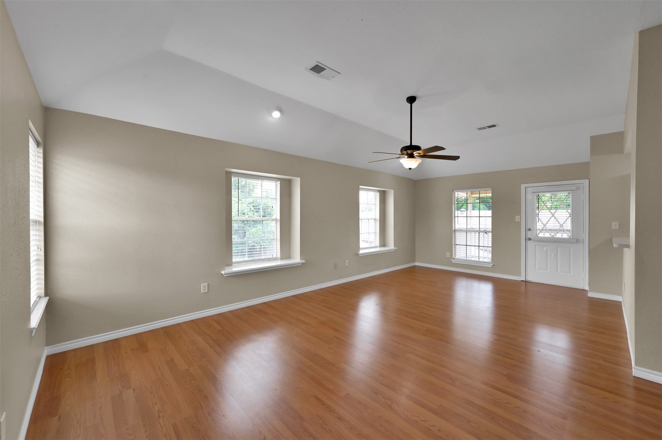 1141 Lovett Street Property Photo 6