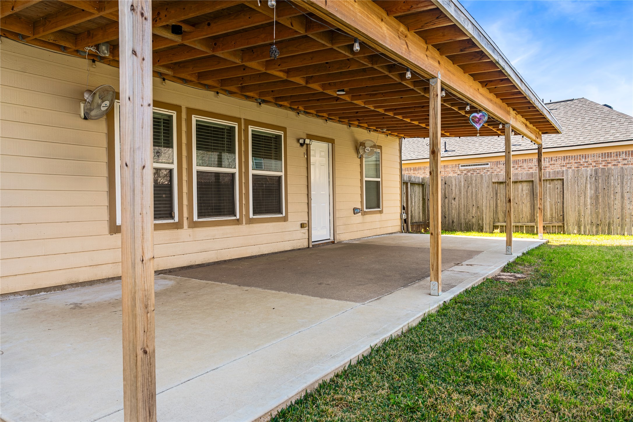18922 Windy Stone Drive Property Photo 40