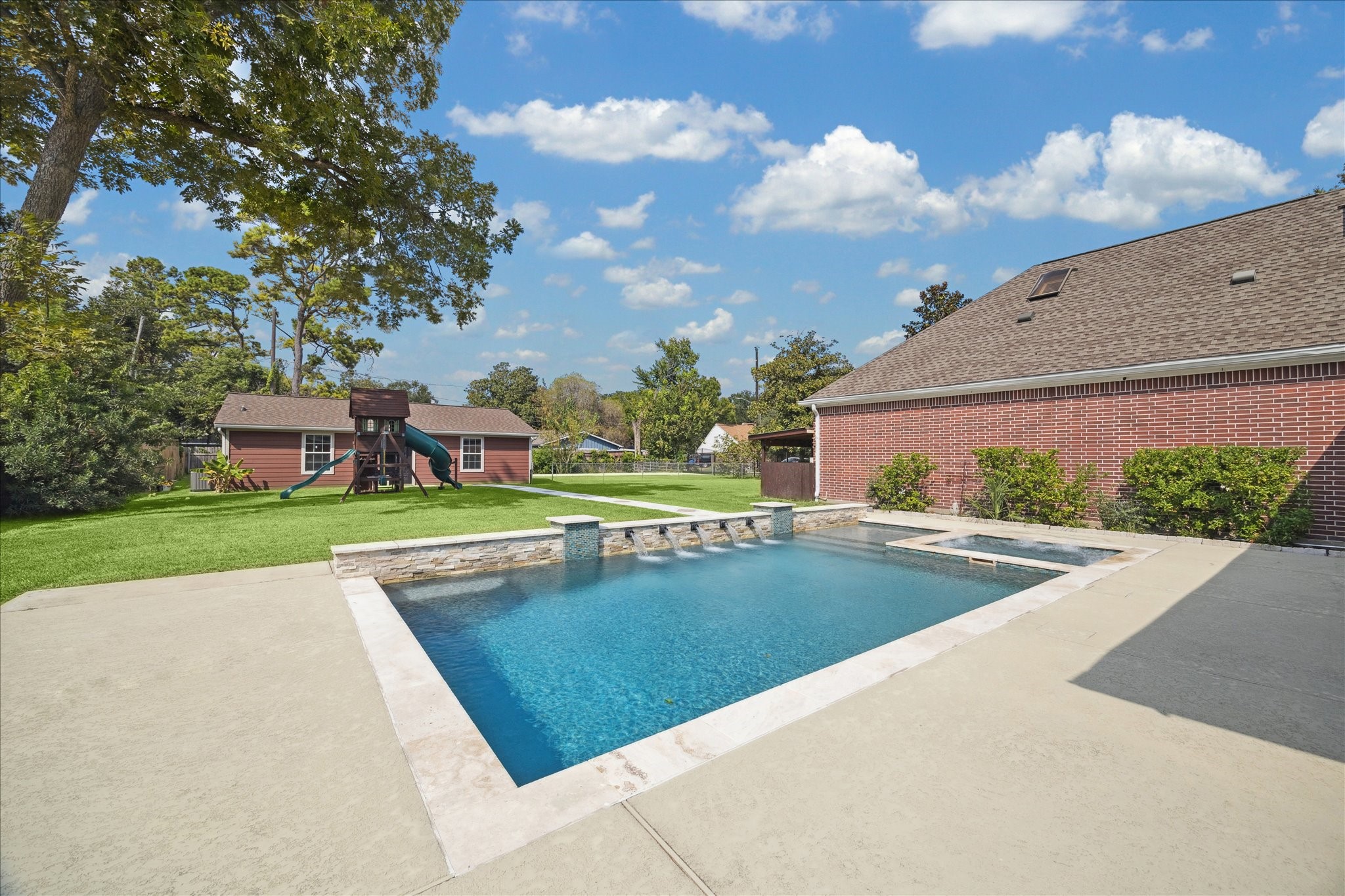 9206 Westview Drive Property Photo