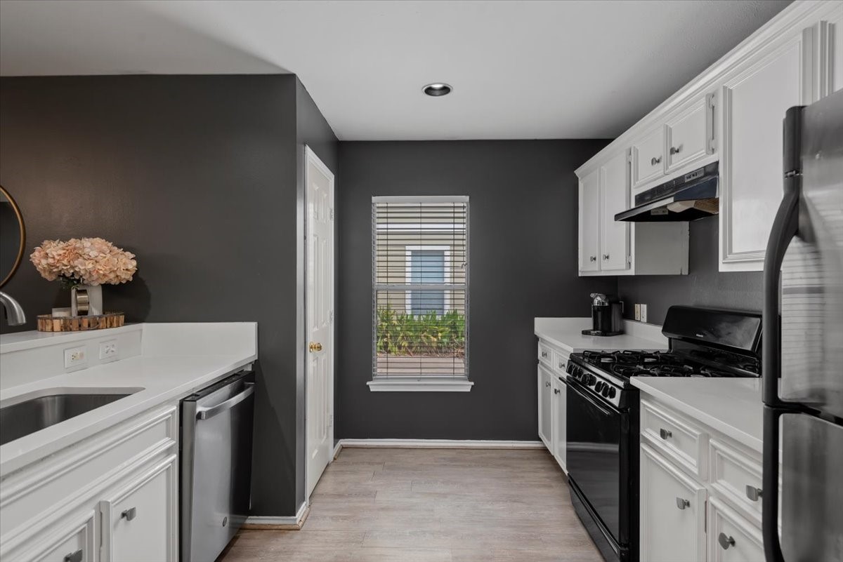 1711 Redwing Haven Drive Property Photo 4
