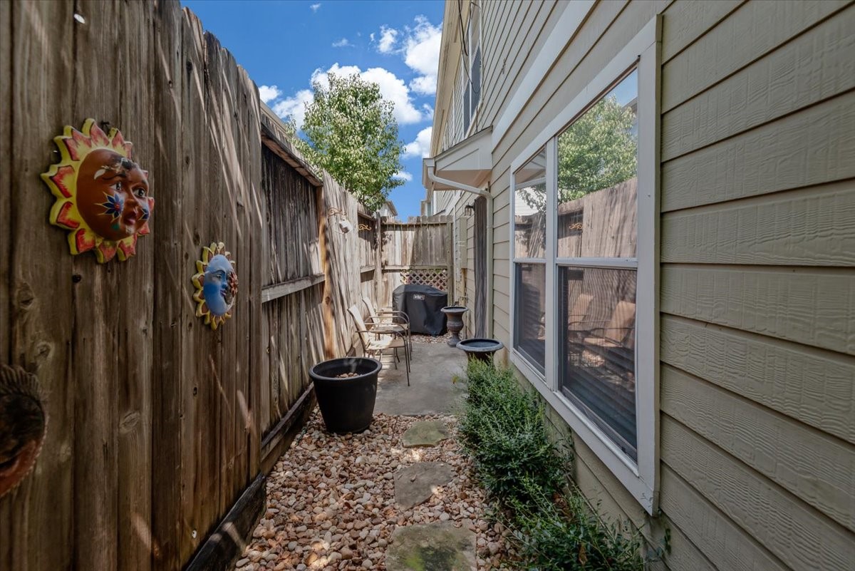 1711 Redwing Haven Drive Property Photo 21
