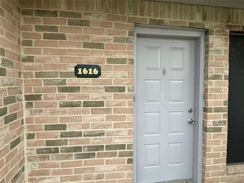 1616 Good Day Drive Property Photo 3