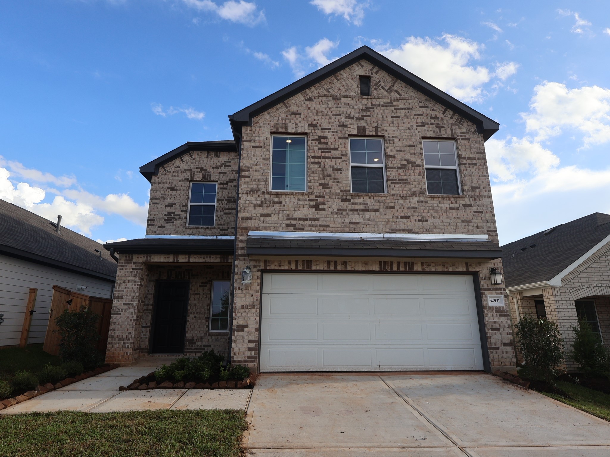 32531 Midsummer Drive Property Photo 1