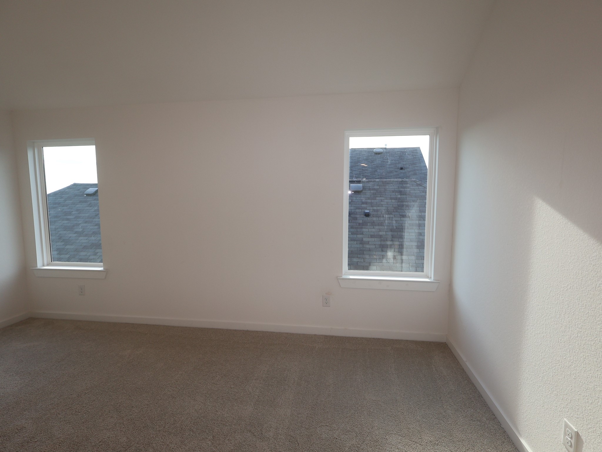 32531 Midsummer Drive Property Photo 10