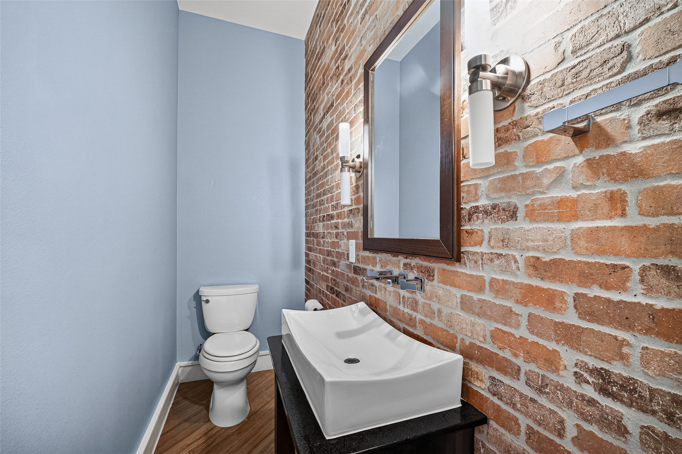 1201 Peveto Street Property Photo 39