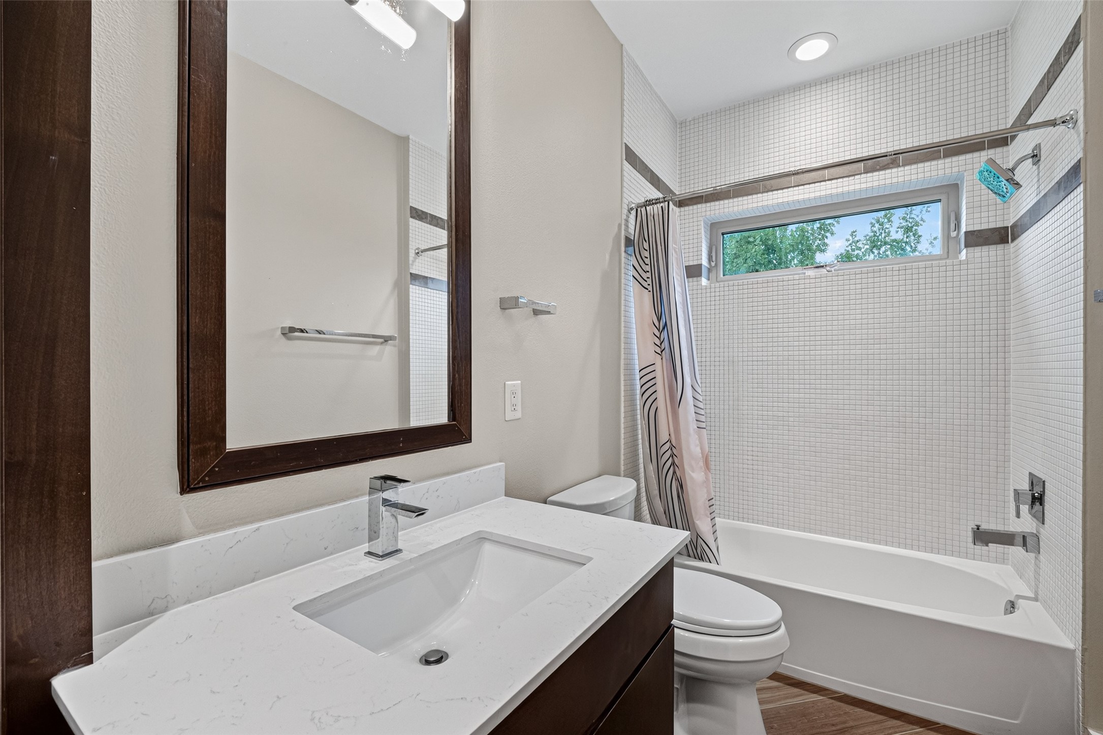 1201 Peveto Street Property Photo 43