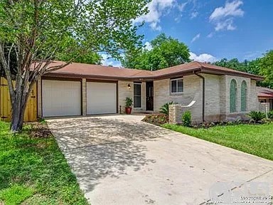 6915 Forest Crest N Property Photo