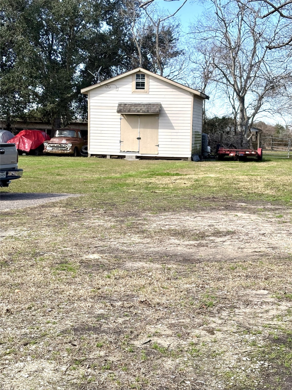 1083 County Road 147 Property Photo 6