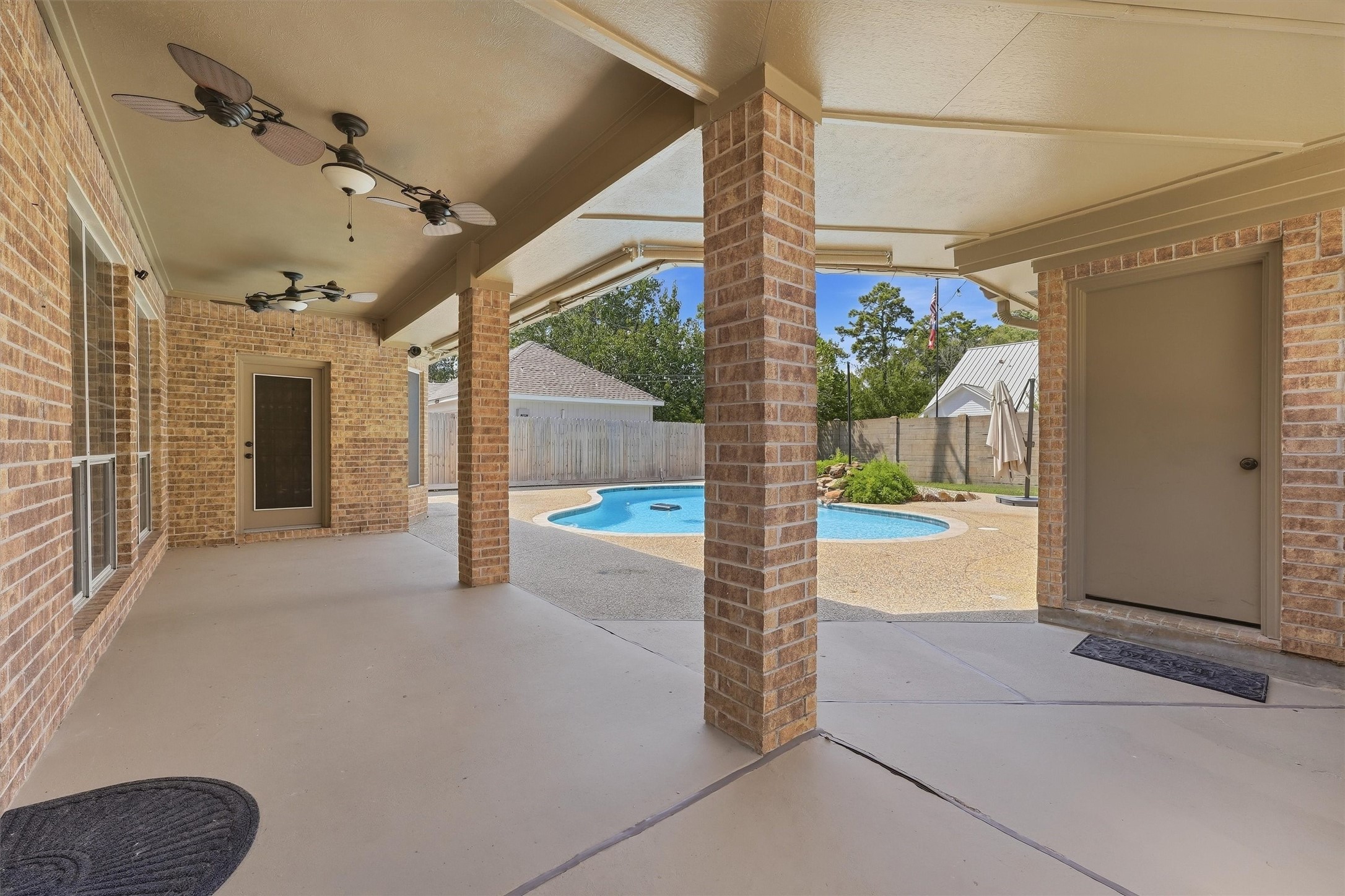 4307 Brook Shadow Drive Property Photo 5