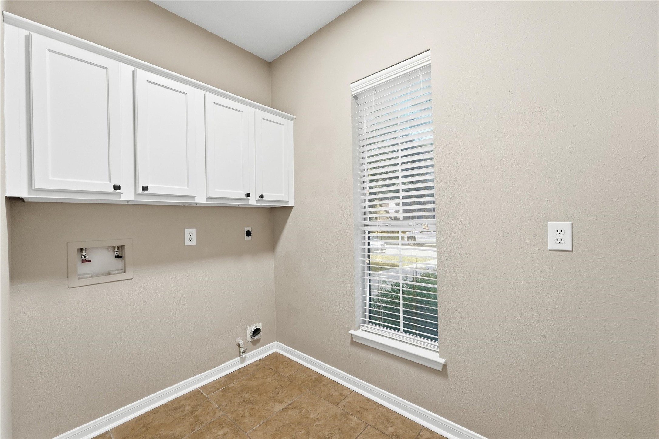 4307 Brook Shadow Drive Property Photo 17