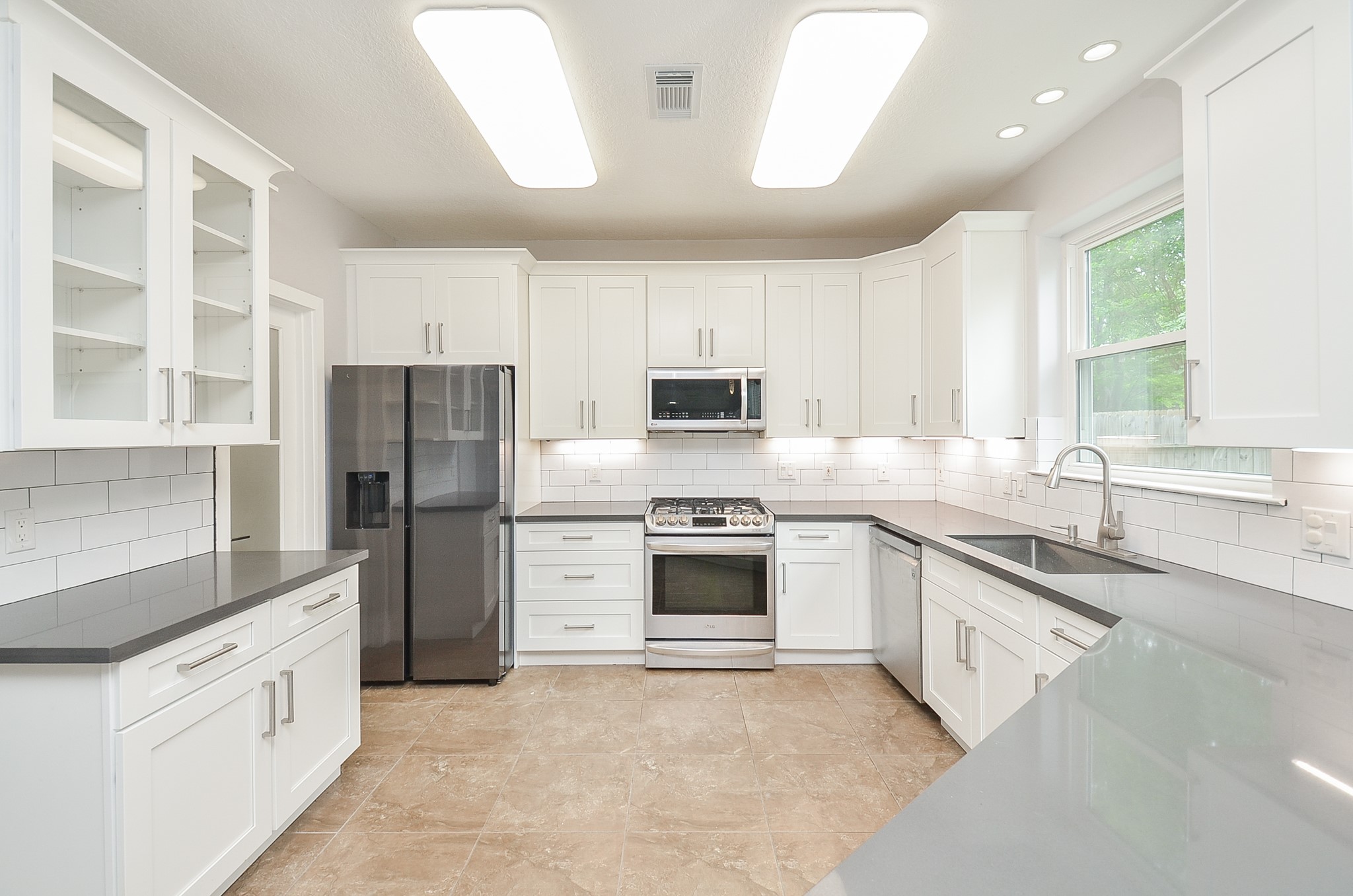6211 Pebble Canyon Court Property Photo 12